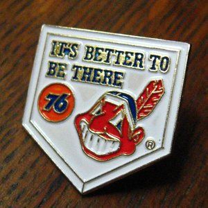 ⚾️ Cleveland Indians Unocal 76 Vintage Lapel Pin